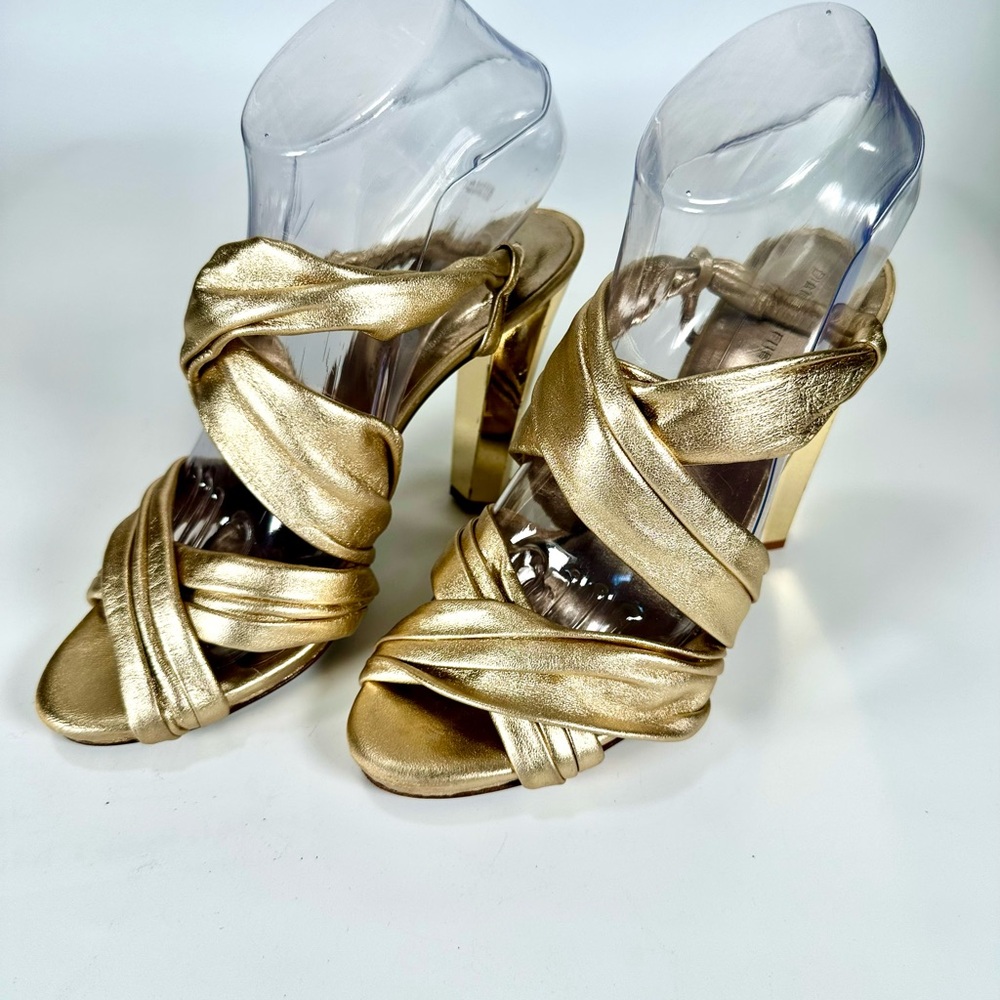 Diane Von Furstenberg Gold Strappy Heels Sandals Size: 7 B - Picture 2 of 10